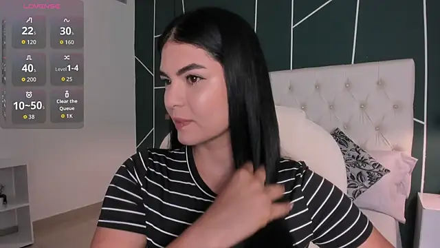 Veronicalanx1 online show from 11-28-25, 11:10