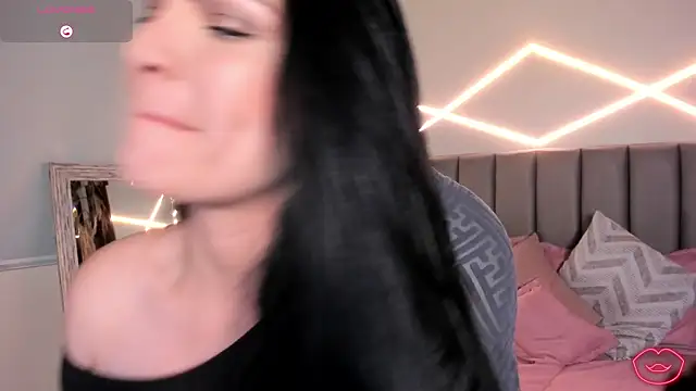 Veronicalanx1 online show from 06-02-26, 10:48