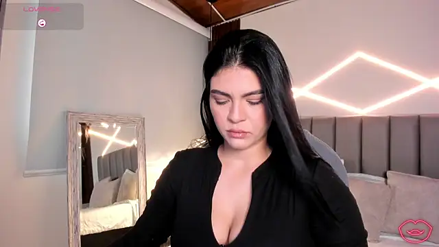 Veronicalanx1 online show from 04-10-26, 11:39