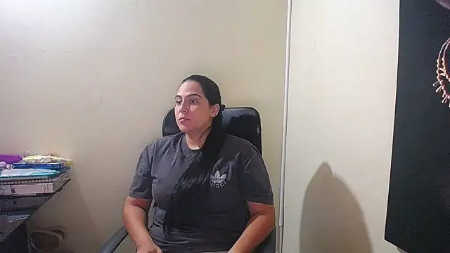 kendall 52 online show from 12-19-24, 01:51