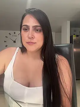 kendall 52 online show from 10-15-25, 05:54