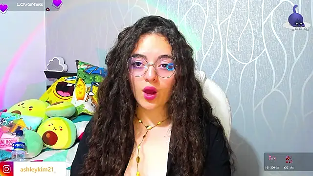 AshleyKim  online show from 03-19-26, 12:54