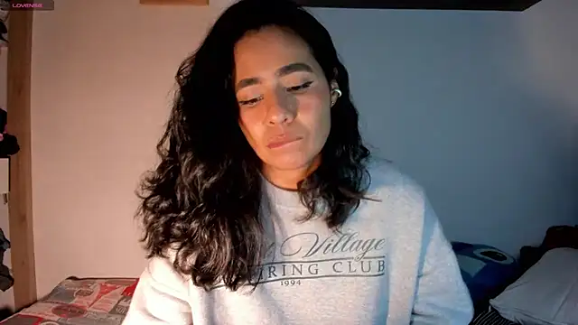 valeryvegas 2 online show from 10-31-25, 04:53