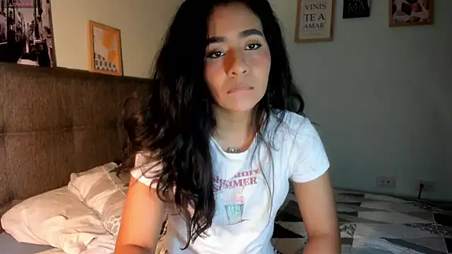 Snapshot of valeryvegas_2 chatting on 10-06-25, 02:57 valeryvegas 2 online show from 10-06-25, 02:57