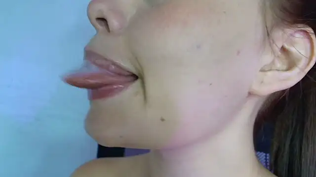 lisbet21x online show from 12-22-25, 11:16