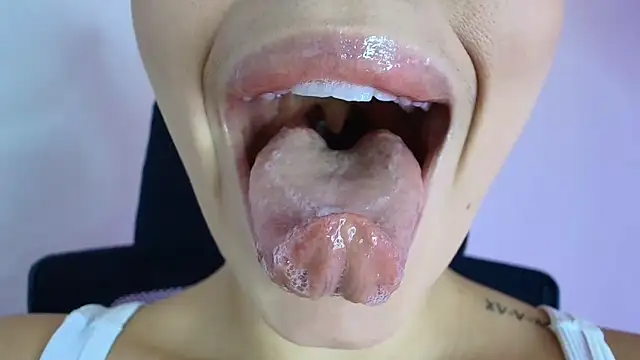 lisbet21x online show from 11-06-25, 10:25