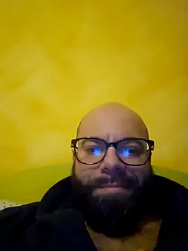 Snapshot of Dolceporco19 chatting on 01-06-25, 10:46 Dolceporco19 online show from 01-06-25, 10:46