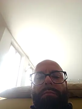 Snapshot of Dolceporco19 chatting on 10-05-25, 12:29 Dolceporco19 online show from 10-05-25, 12:29