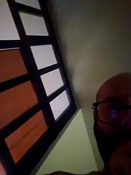 Snapshot of Dolceporco19 chatting on 11-04-25, 05:17 Dolceporco19 online show from 11-04-25, 05:17