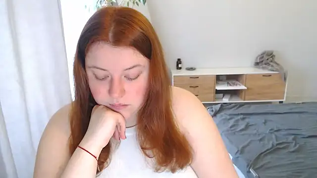 PolinaSalvatore online show from 04-22-26, 12:45