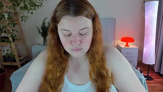 Snapshot of PolinaSalvatore chatting on 10-22-25, 11:31 PolinaSalvatore online show from 10-22-25, 11:31