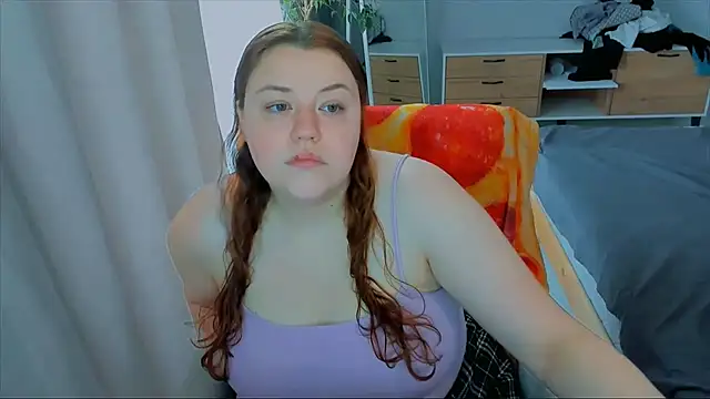 Snapshot of PolinaSalvatore chatting on 10-14-25, 10:38 PolinaSalvatore online show from 10-14-25, 10:38