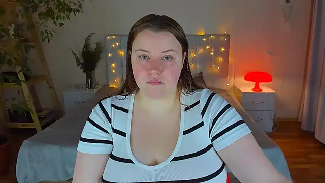 PolinaSalvatore online show from 10-30-25, 02:04