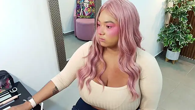 Kenya--Buhle online show from 10-17-25, 11:12