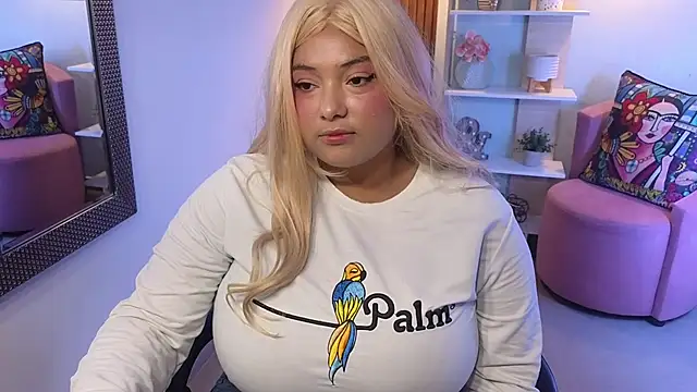 Kenya--Buhle online show from 01-05-26, 06:11