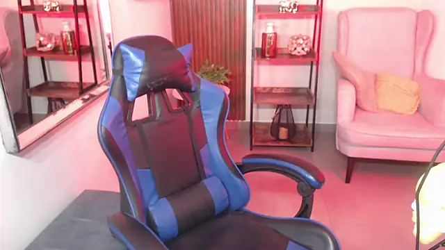 Kenya--Buhle online show from 11-20-25, 06:19