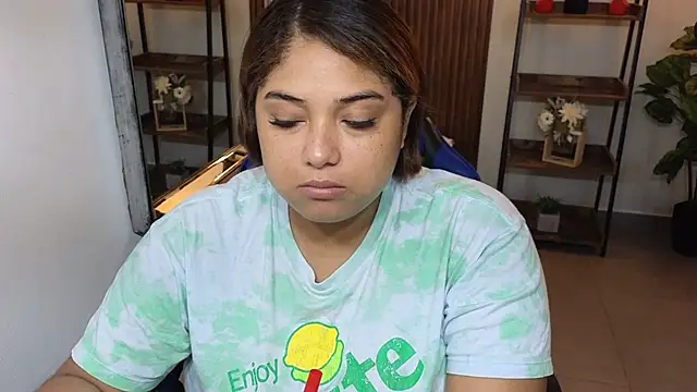 Kenya--Buhle online show from 04-14-26, 11:04