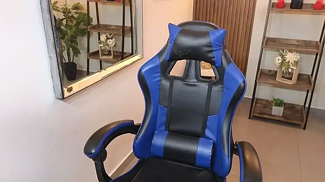 Kenya--Buhle online show from 04-08-26, 11:01