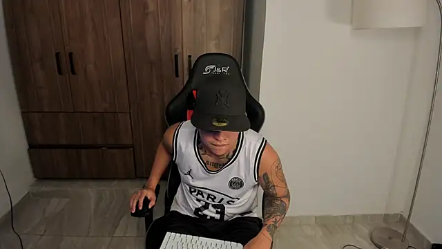 Jake simons online show from 10-24-25, 06:45