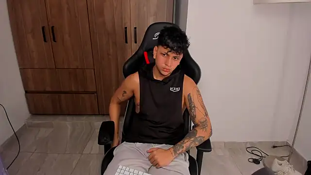 Jake simons online show from 09-26-25, 03:02