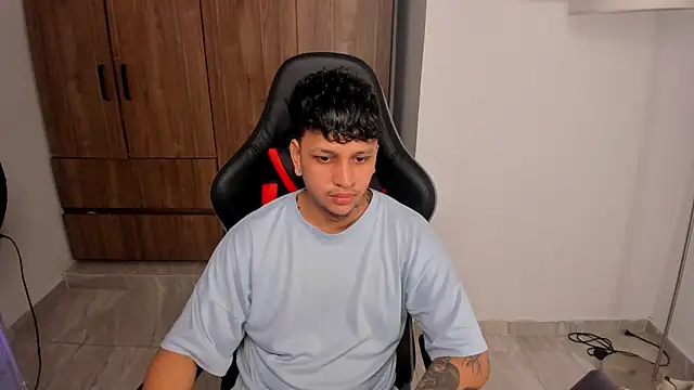 Jake simons online show from 10-10-25, 01:56