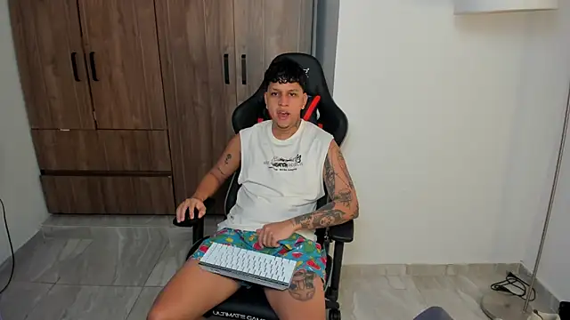 Jake simons online show from 10-16-25, 01:03