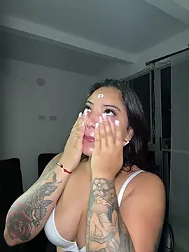 Nattasha Brown online show from 11-16-25, 09:58