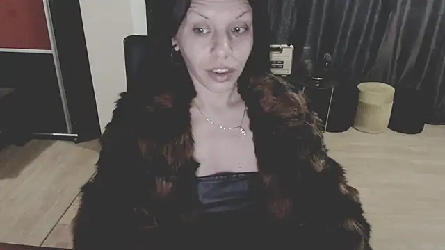 GoldenSasha online show from 10-19-25, 03:15