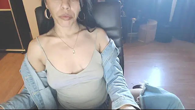 GoldenSasha online show from 02-20-25, 11:20