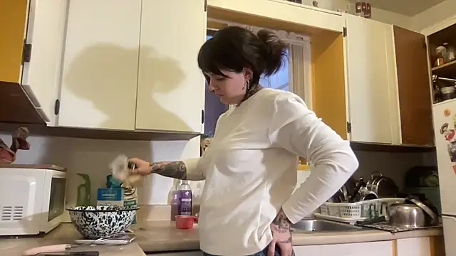 SweetMaisie online show from 11-25-25, 12:22