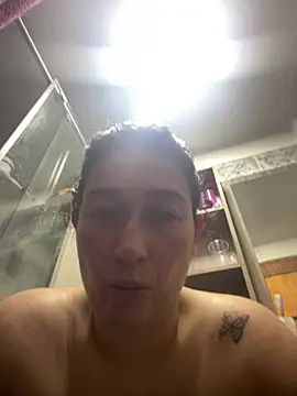 andreaisis2 online show from 04-15-26, 06:56