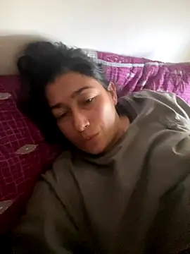 andreaisis2 online show from 11-27-25, 01:11