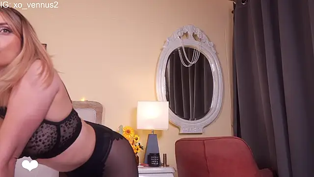 annie22love online show from 03-16-26, 10:12