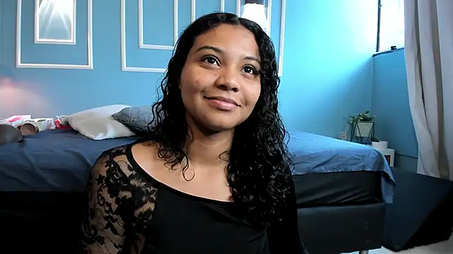 Zafiiraa online show from 04-03-26, 03:51