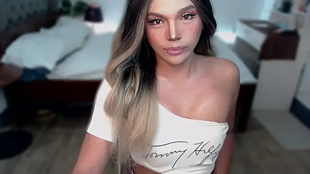 liaa lurrecams online show from 11-11-25, 06:14