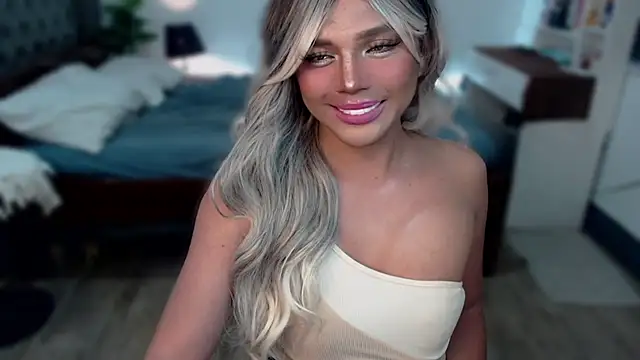 liaa lurrecams online show from 11-20-25, 10:31