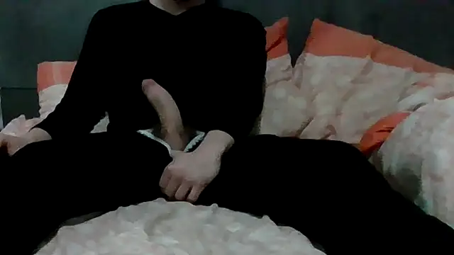 Snapshot of simoninside25 chatting on 01-21-25, 06:23 simoninside25 online show from 01-21-25, 06:23