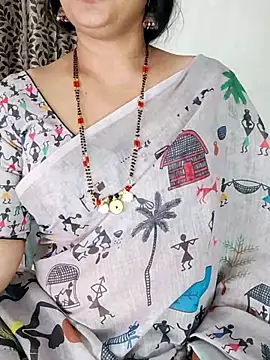 Snapshot of Indian_desi_wife chatting on 03-05-25, 12:38 Indian desi wife online show from 03-05-25, 12:38