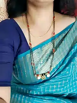 Snapshot of Indian_desi_wife chatting on 01-15-25, 02:38 Indian desi wife online show from 01-15-25, 02:38