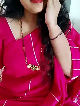 Snapshot of Indian_desi_wife chatting on 12-30-24, 08:32 Indian desi wife online show from 12-30-24, 08:32