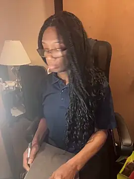 Snapshot of sweetsexiecool7 chatting on 03-19-25, 01:54 sweetsexiecool7 online show from 03-19-25, 01:54