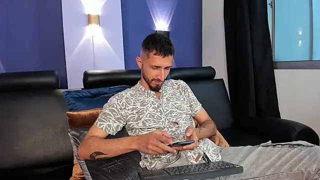 sam bisex online show from 03-10-26, 02:04