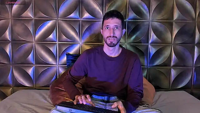 sam bisex online show from 03-25-26, 02:44