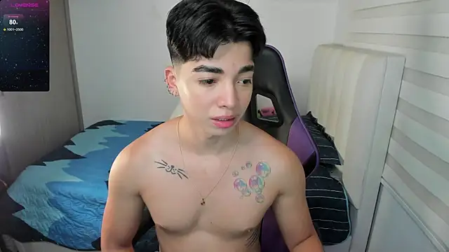 santy7v7 online show from 09-21-25, 01:27