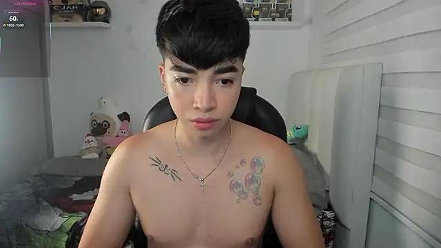 santy7v7 online show from 02-26-26, 01:33