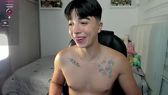 santy7v7 online show from 12-03-25, 01:32