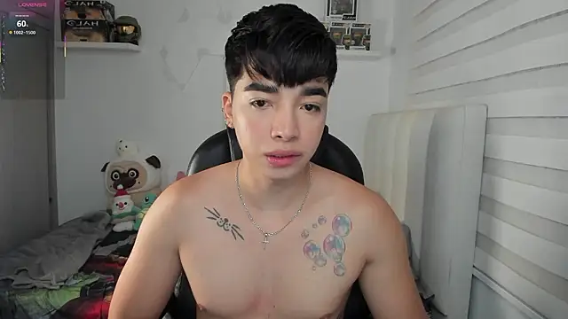 santy7v7 online show from 03-29-26, 01:35