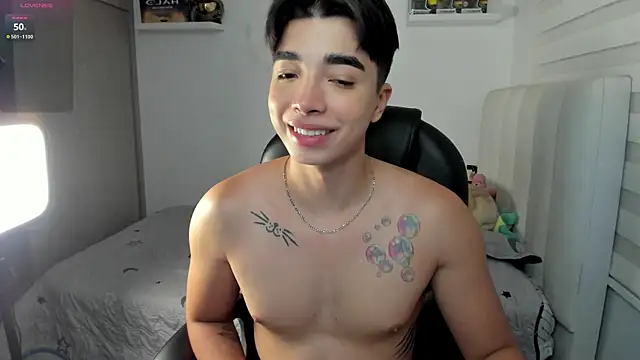 santy7v7 online show from 11-20-25, 01:23