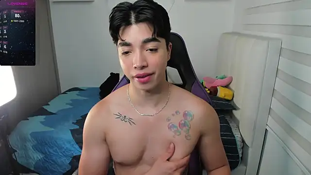 santy7v7 online show from 10-19-25, 01:25