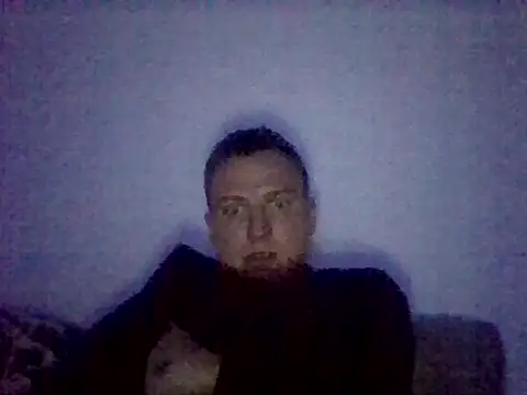 Fresexnow online show from 12-21-25, 02:46